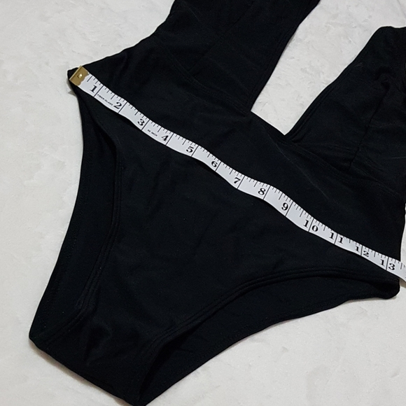 BLACK LOW CUT HIGH LEG ONE PIECE SWIMSUIT - Picture 6 of 7